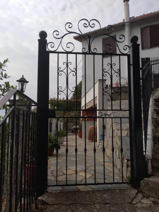 Athena'S Guest House Stagiates Esterno foto